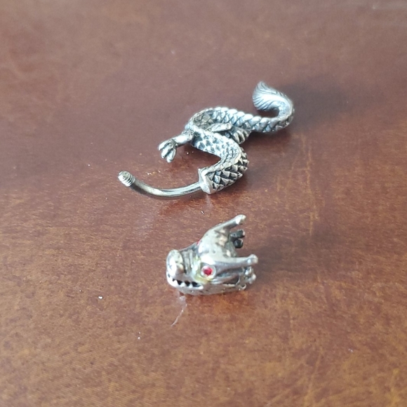 Dragon 🐉 belly ring ! - Picture 6 of 8
